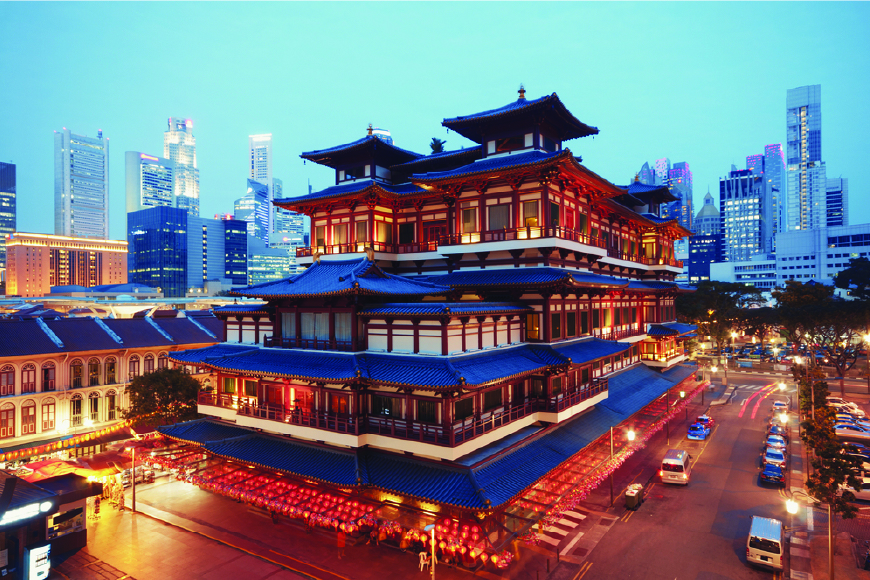 Explore the Temples and Market Stalls in Chinatown Singapore